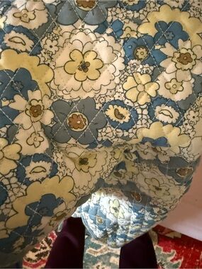 kate quinn 60’s Floral Diamond Stitch Round Play Mat